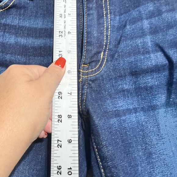 Kancan Woman’s Dark Wash Skinny Stretch Distressed Denim Jeans Size 9/29 - Picture 7 of 9